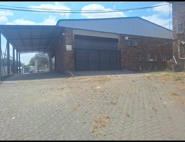 380M² WAREHOUSE TO LET IN NELSPRUIT INDUSTRIAL
